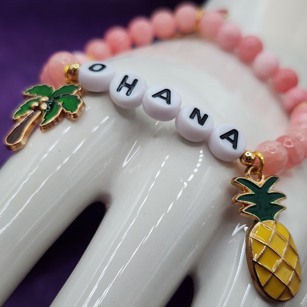 🆕️Ohana Means Family - Picture 2 of 13